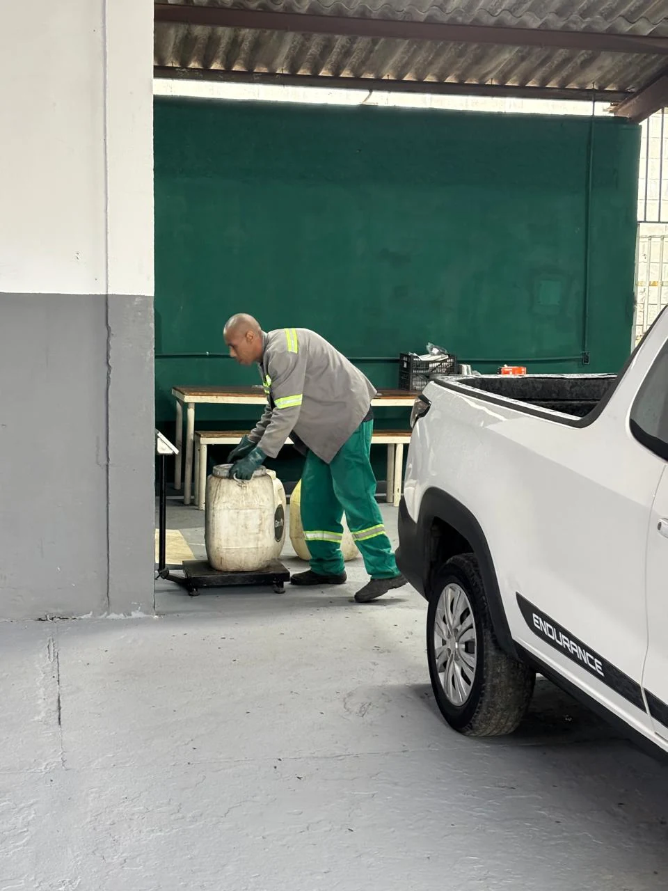 Rotina externa de operação com bombonas